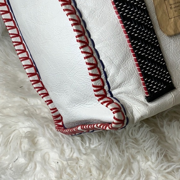 Balenciaga oversize toe bag - Picture 2 of 5